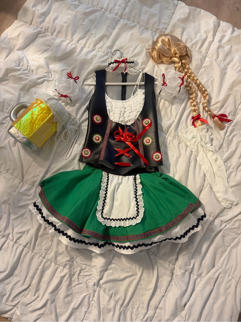 German girl/ Beer maiden Costume sz small/medium